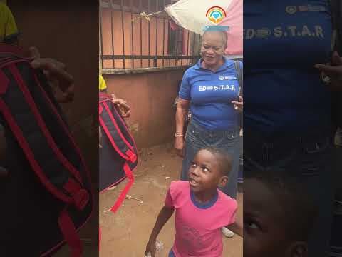 Little acts of kindness brings hope. #charity #humanity #shorts  #hopestreamendowfoundation